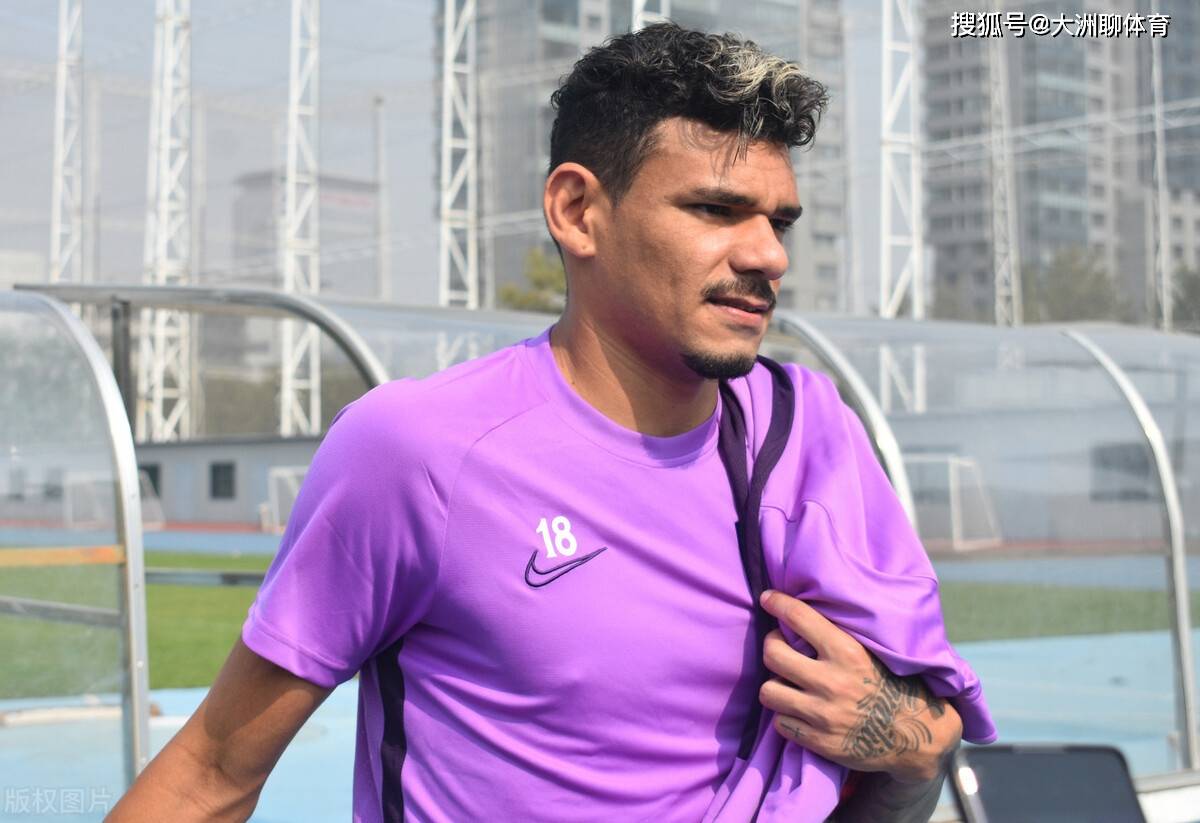  集结日体能课后；波尔图外线爆发备战中超；震撼外界；团队化学反应显著-League of Legends